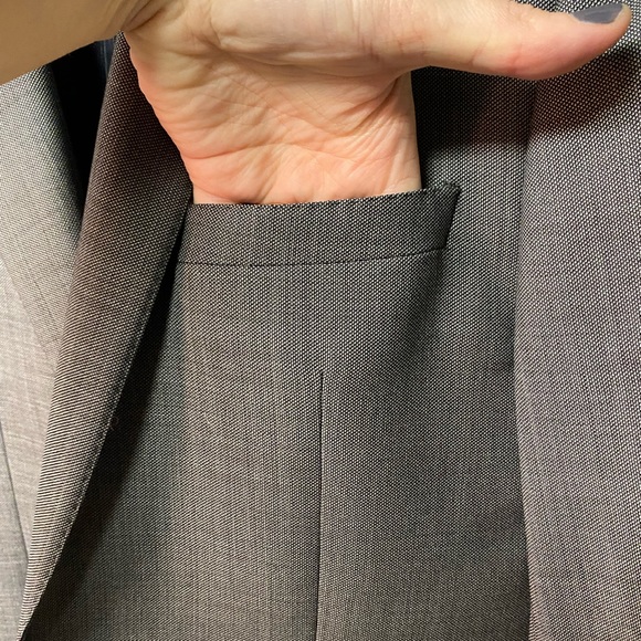 2/$75💥- BLAZER | Men’s Calvin Klein blazer size 38S - Picture 4 of 6